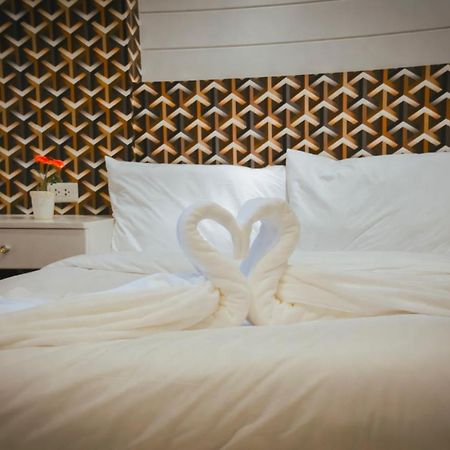 Fortune Sapphire Hotel Pattaya Bagian luar foto