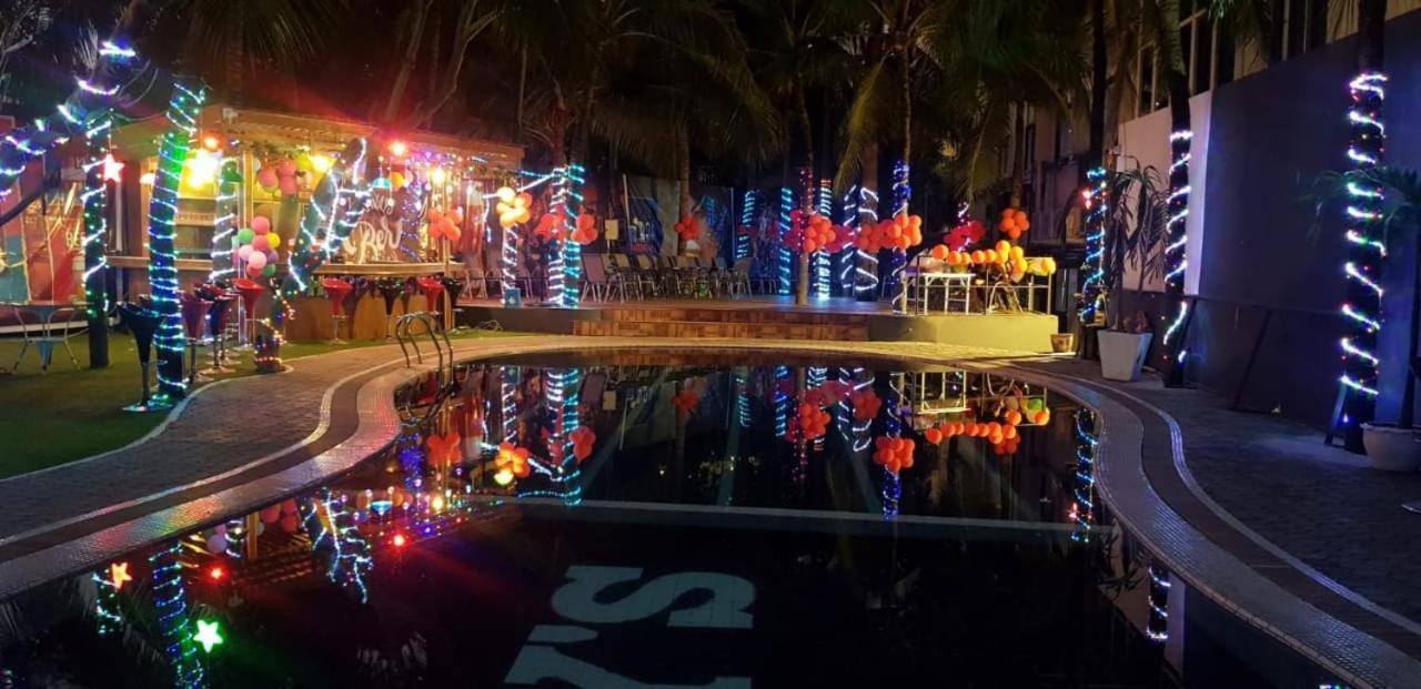 Fortune Sapphire Hotel Pattaya Bagian luar foto