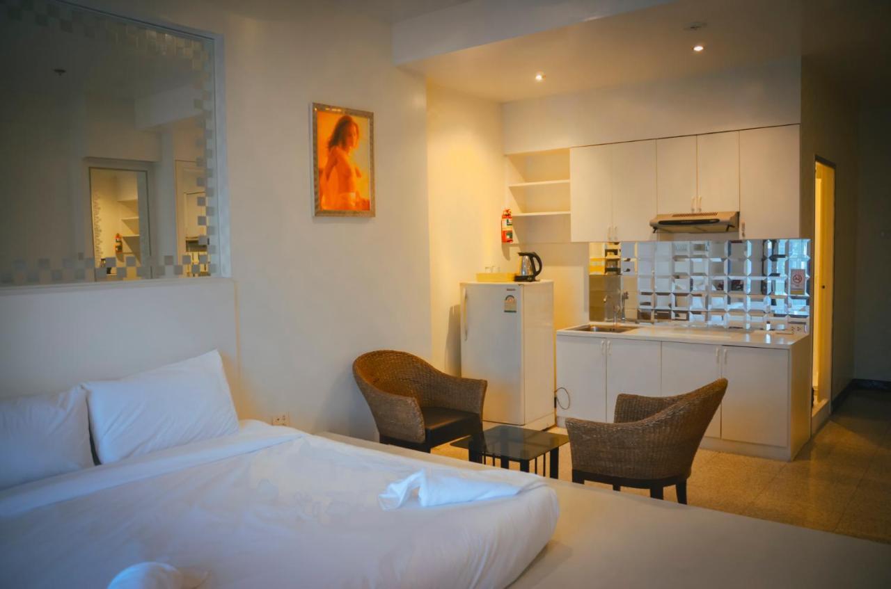 Fortune Sapphire Hotel Pattaya Bagian luar foto
