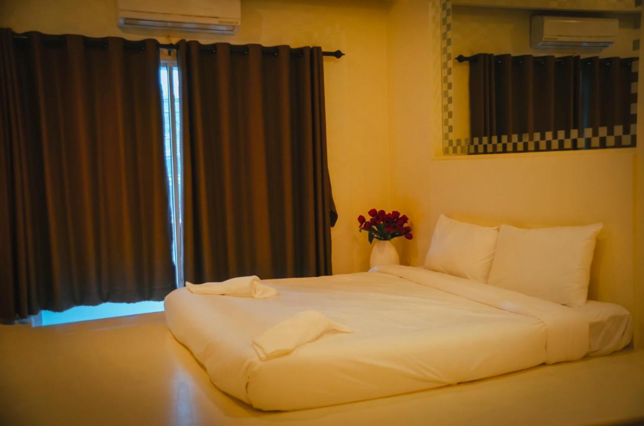 Fortune Sapphire Hotel Pattaya Bagian luar foto